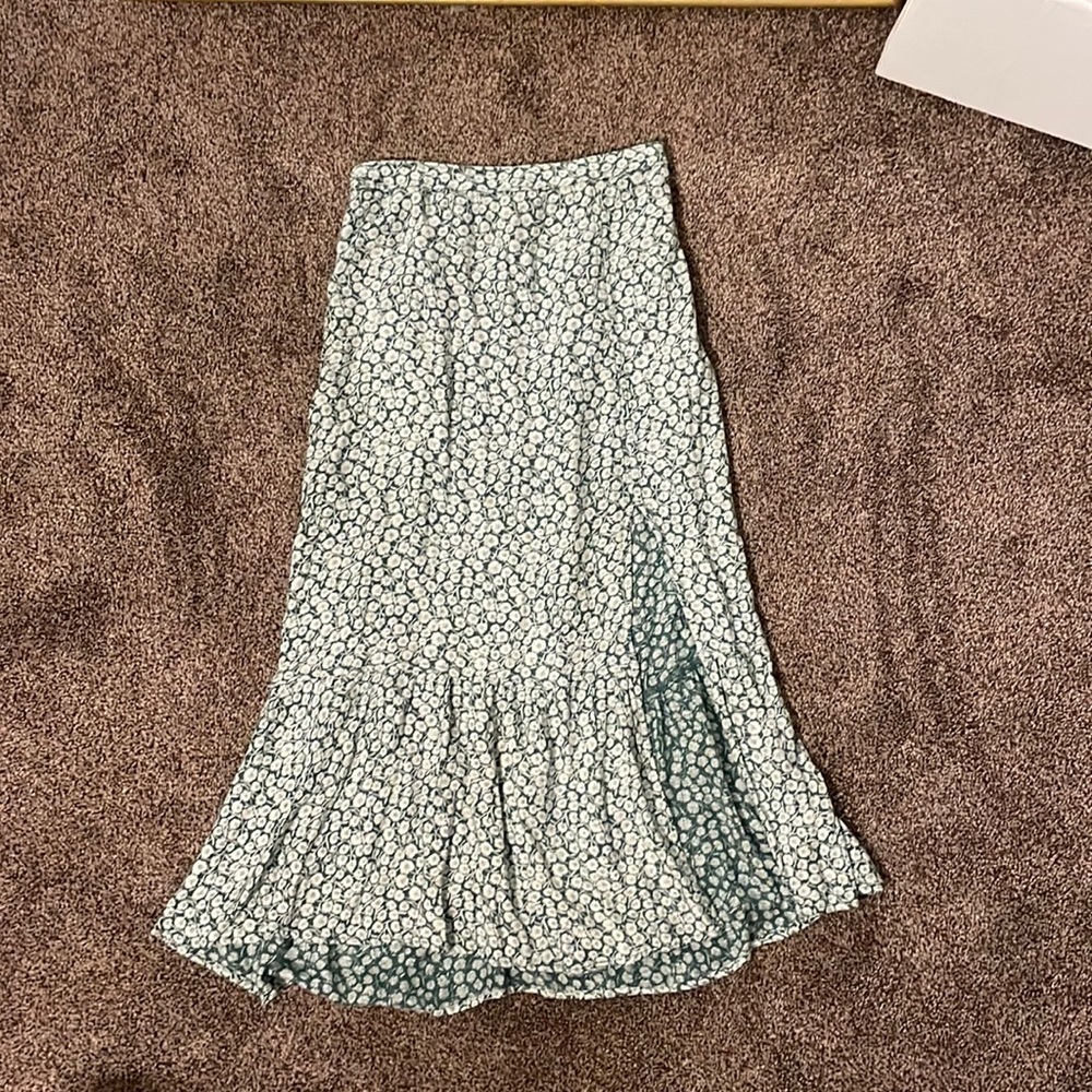 MIDI skirt